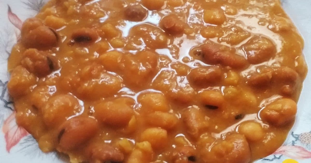 فول مدمس بالحمص والعدس لمذاق غني