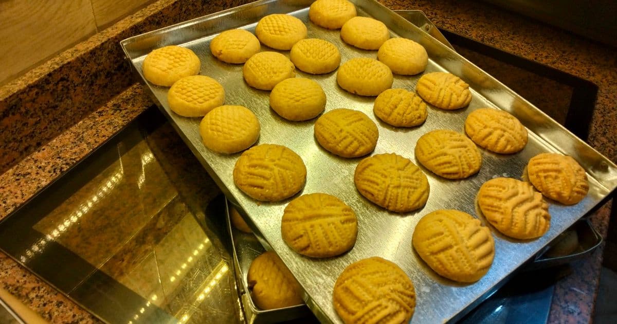 كحك العيد بالسمسم والريحة المميزة