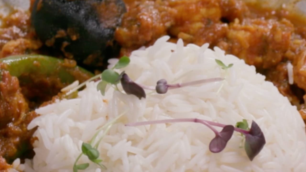 يخنة الجمبري الشهية مع الأرز