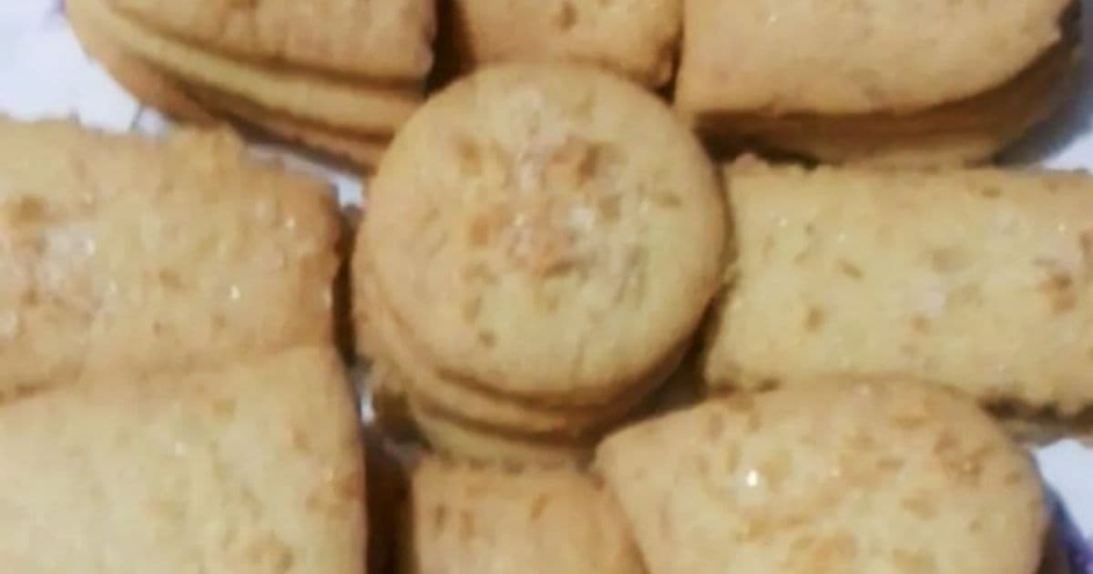 بسكويت السكر وجوز الهند المقرمش