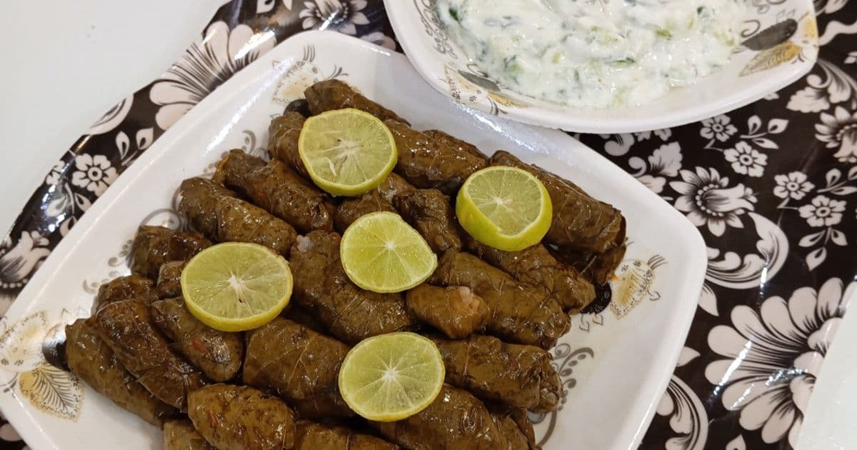 ورق عنب بدبس الرمان والنكهة الشرقية