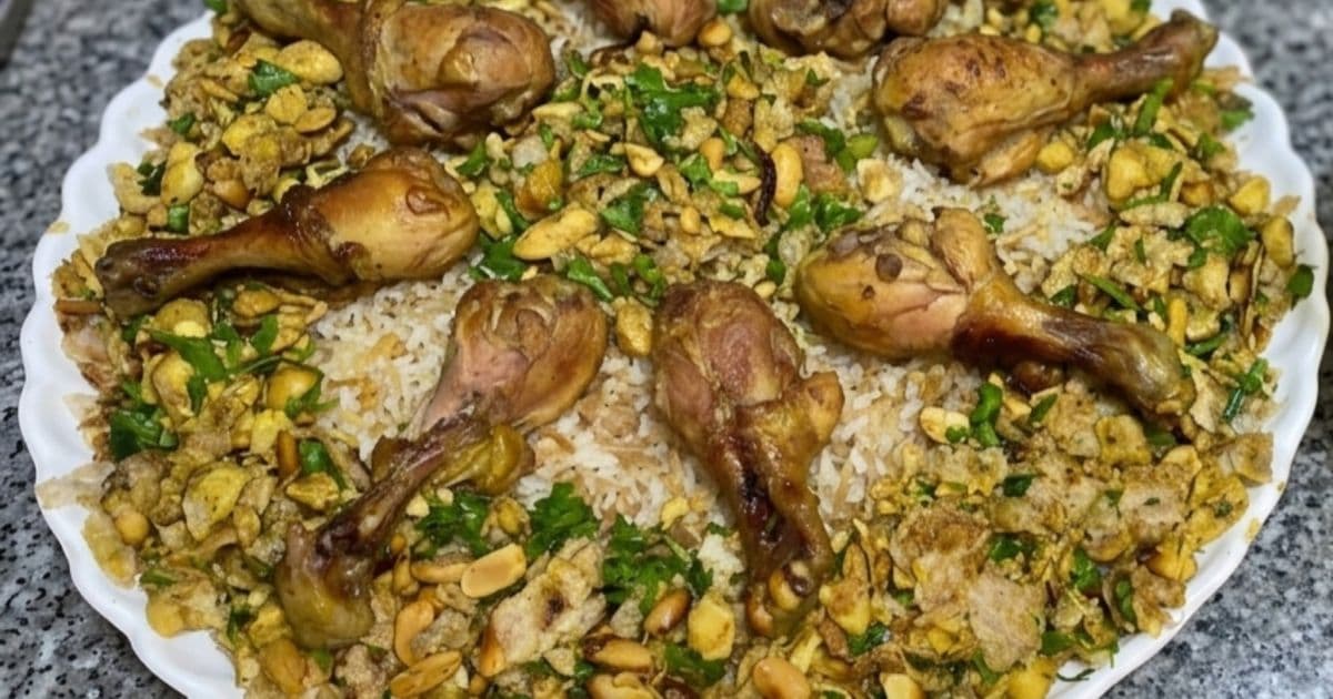 فتة الفيروز بالفراخ على الطريقة التقليدية