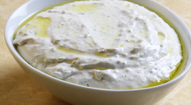 غموس الخضروات بالكريمة والشبت