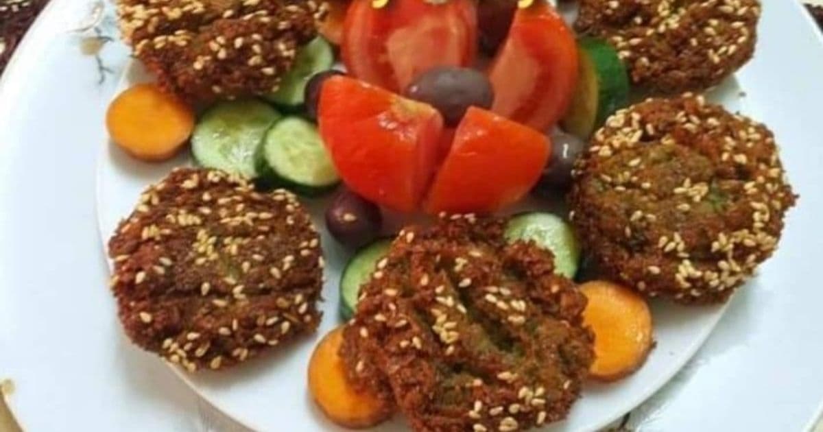فلافل العدس الأصفر بالنكهة الشرقية
