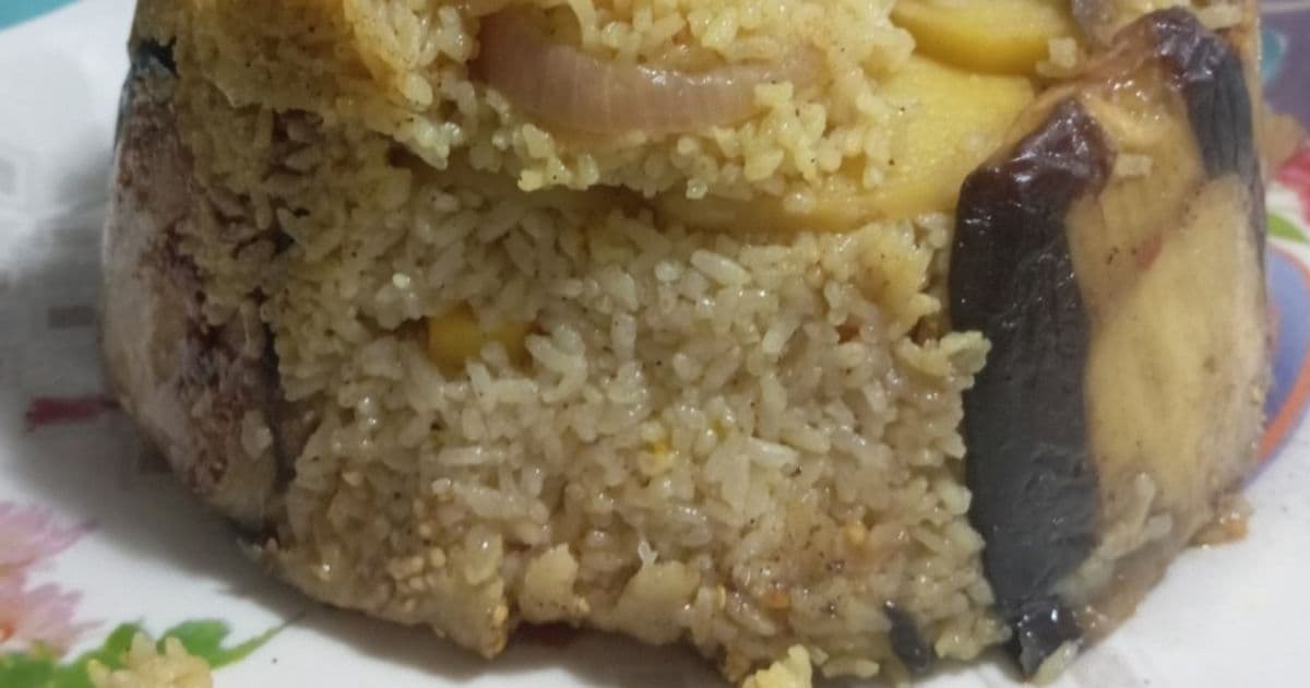 مقلوبة الدجاج بالباذنجان والبطاطس