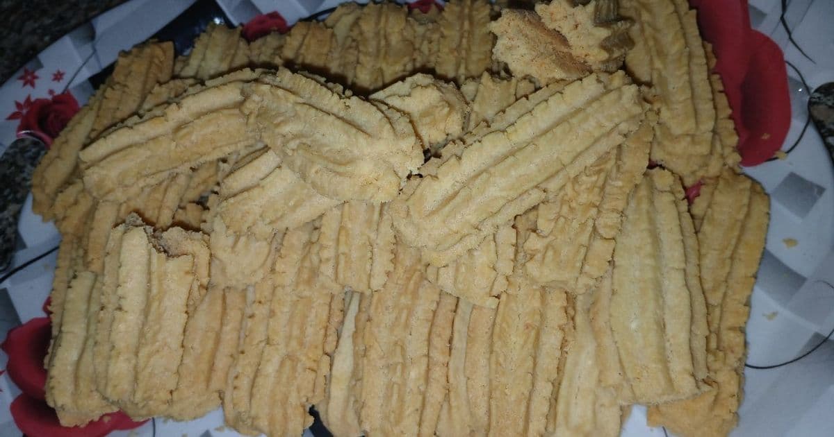 بسكوت جوز الهند الذهبي