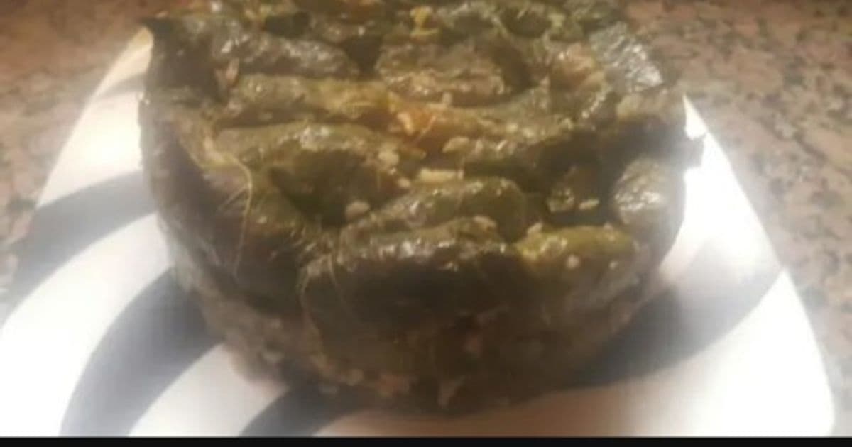 ورق عنب محشي بالأرز والخضرة