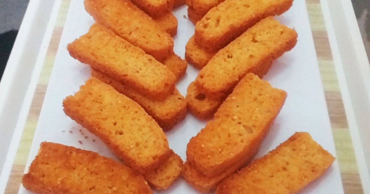بسكوت السمسم المحمّر مع الشاي