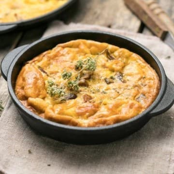 أومليت سوفليه بالأعشاب العطرية