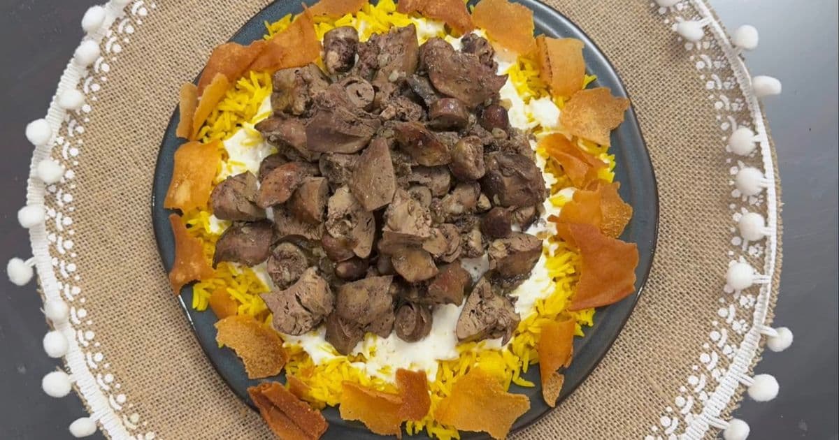 فتة كبد الدجاج الشهية